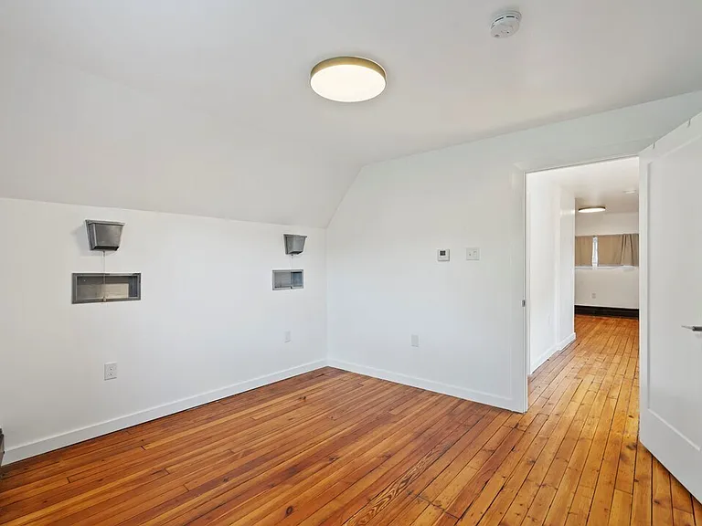 6026 Sawyer St #2 — Photo 8