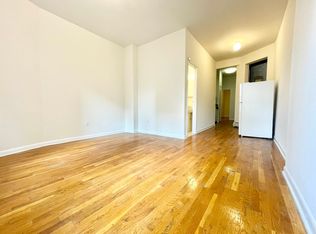 606 8th Ave APT 4D, New York, NY 10018