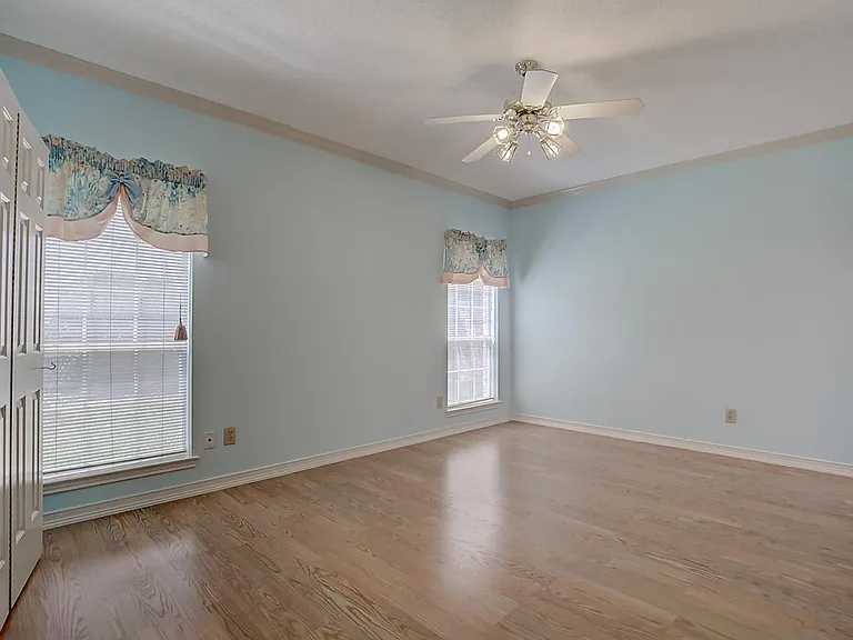 3005 Warm Springs Ln — Photo 28