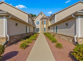 4507 S 124th St, New Berlin, WI 53151