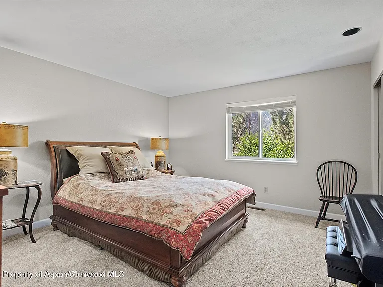37 Sagewood Ct — Photo 15