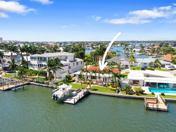 417 Bath Club Blvd N, North Redington Beach, FL 33708