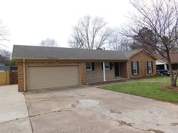 3rd image of 591 Cypress Dr