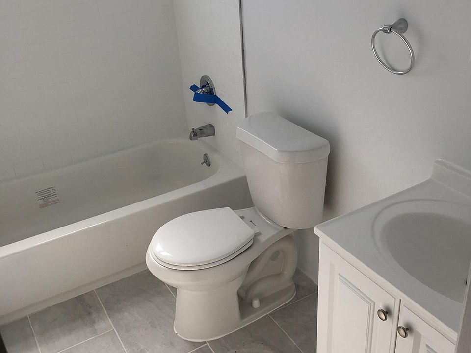 1st image of 408 Union Ave Floor 3