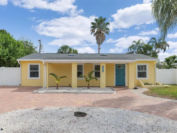 14061 Marguerite Dr, Madeira Beach, FL 33708