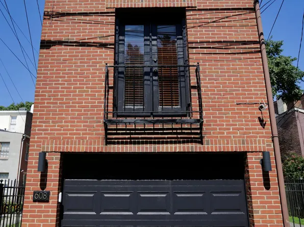 608 Burgundy St, Baltimore, MD 21230