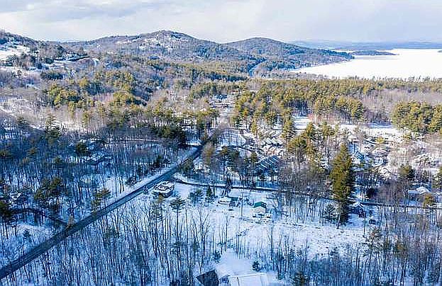 1st image of 2724 Lake Shore Rd