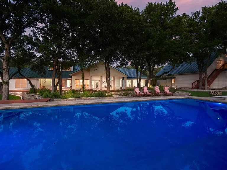 294 Logan Ranch Rd — Photo 37