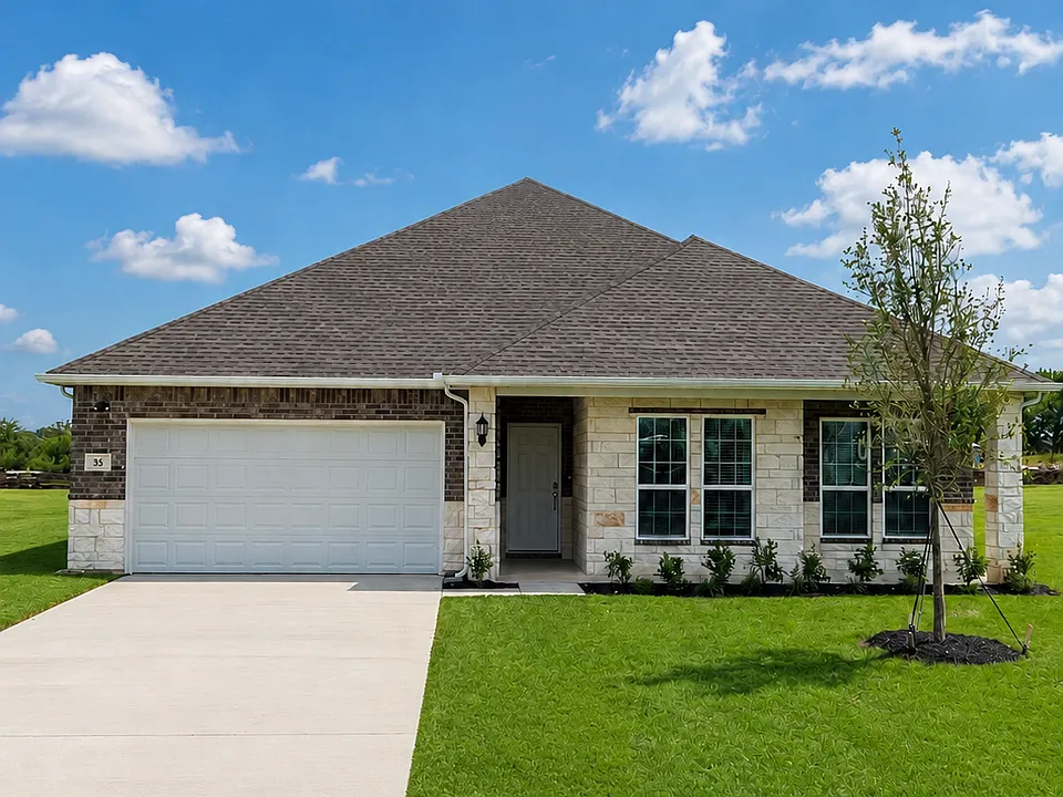 35 Redwood Dr