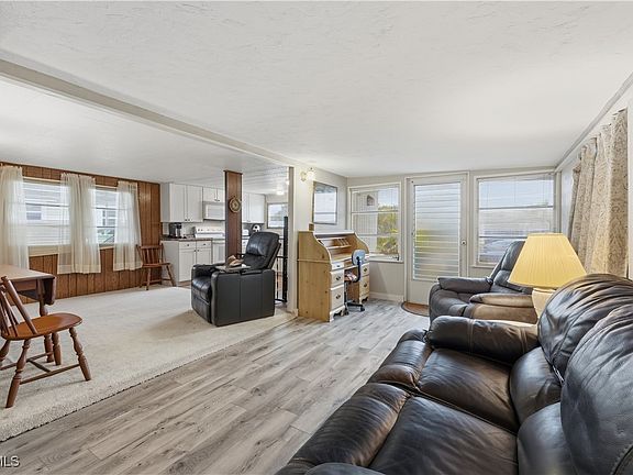 4th image of 9292 Duke Rd