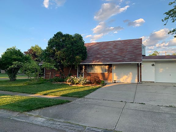 3rd image of 5806 Rosebury Dr