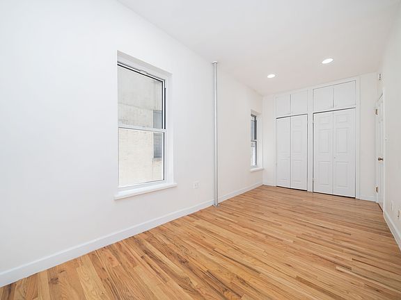 3rd image of 53 W 106th St APT 4B