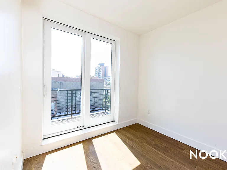 164 Central Ave #4 — Photo 6