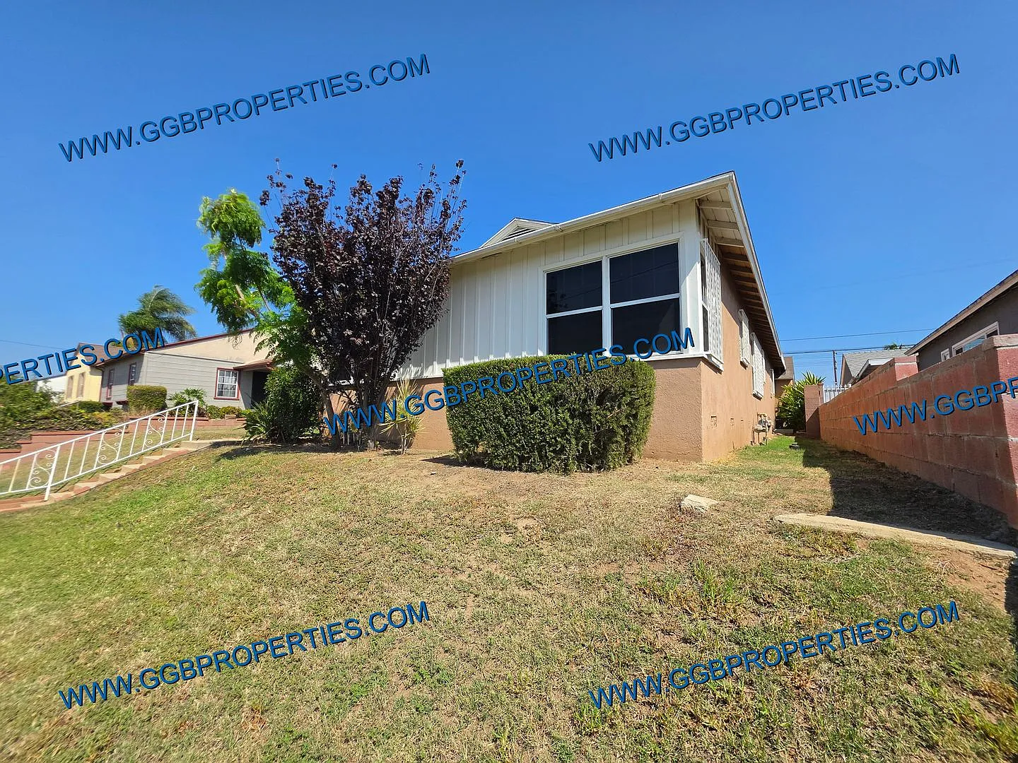 Gorgeous Turnkey 4 BD / 2.5 BA Home in Hawthorne — Photo 3