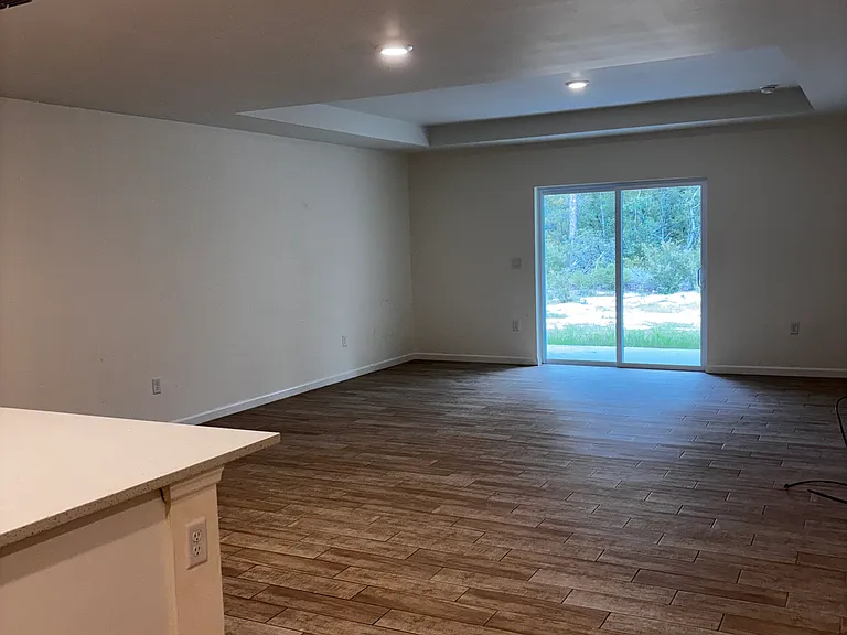 16220 SW 30th Ter — Photo 2