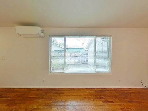 2nd image of 1561 NW Highland Dr #0