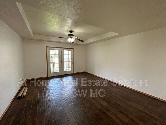 3rd image of 114 Bailey Cir #B