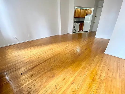 Rented by J PRESTON AND ASSOCIATES INC | media 14