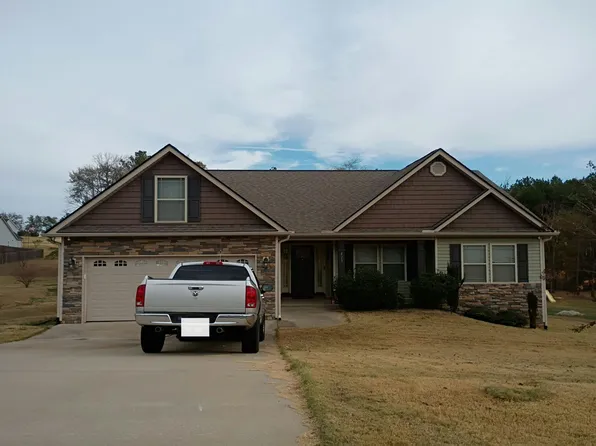 423 Camden Lee Ct, Inman, SC 29349