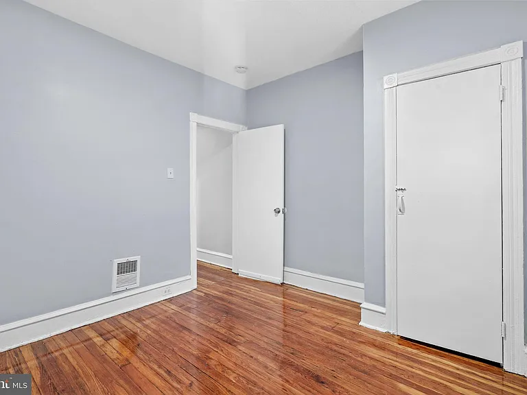 1619 S Conestoga St — Photo 18