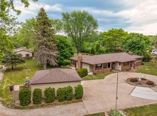 40423 N Green Bay Rd, Beach Park, IL 60099