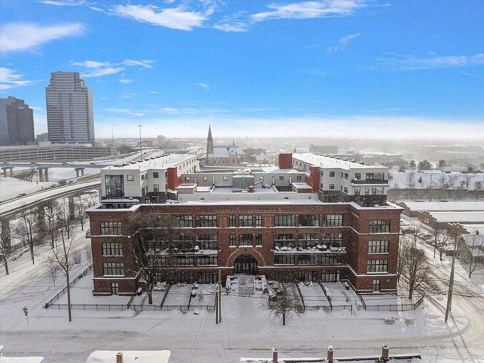 1st image of 600 Broadway Ave NW APT 242