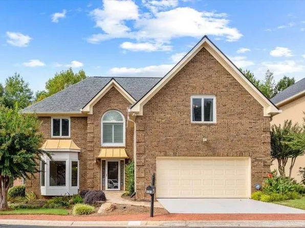 6281 Forest Hills Dr, Peachtree Corners, GA 30092
