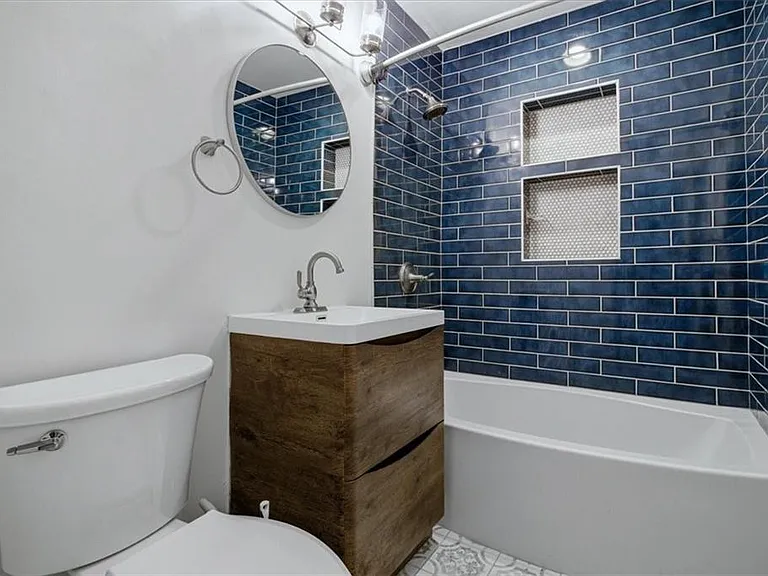 1381 Normandy Dr NE #2 — Photo 12