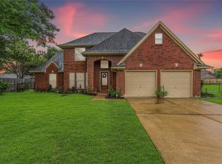 2309 Abingdon Rd, Alvin, TX 77511