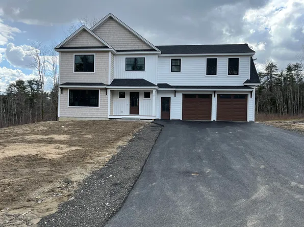 27 Eagles Lane, Falmouth, ME 04105