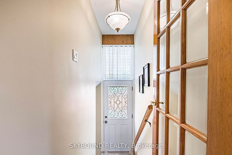 Toronto House for rent - 3 Bedrooms — photo 18