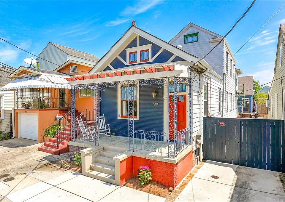 1st image of 919 Spain St #1