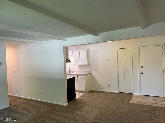 3rd image of 1620 Cedarwood Dr APT 229