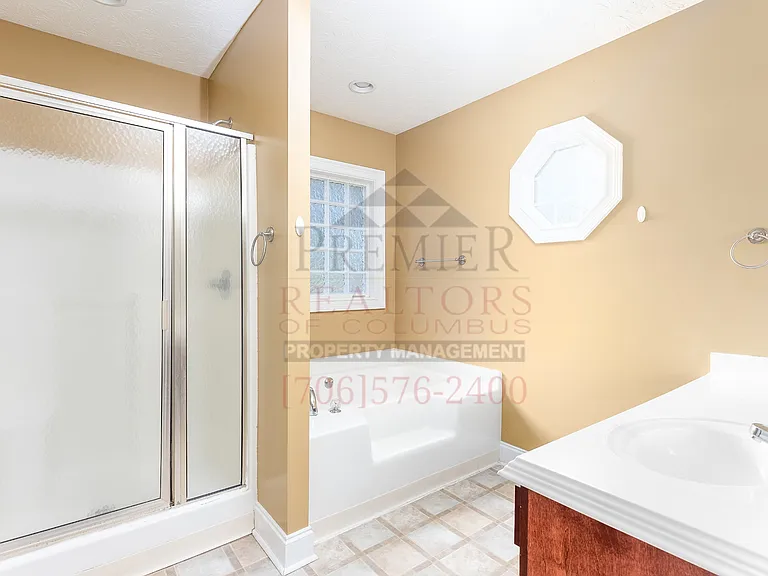 251 Owens Rd — Photo 20