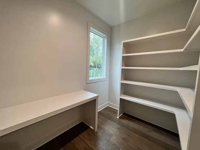 1533 SW Hedgewood Ln — Photo 15