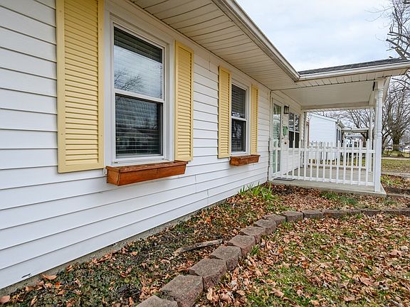 4th image of 609 Danberry St