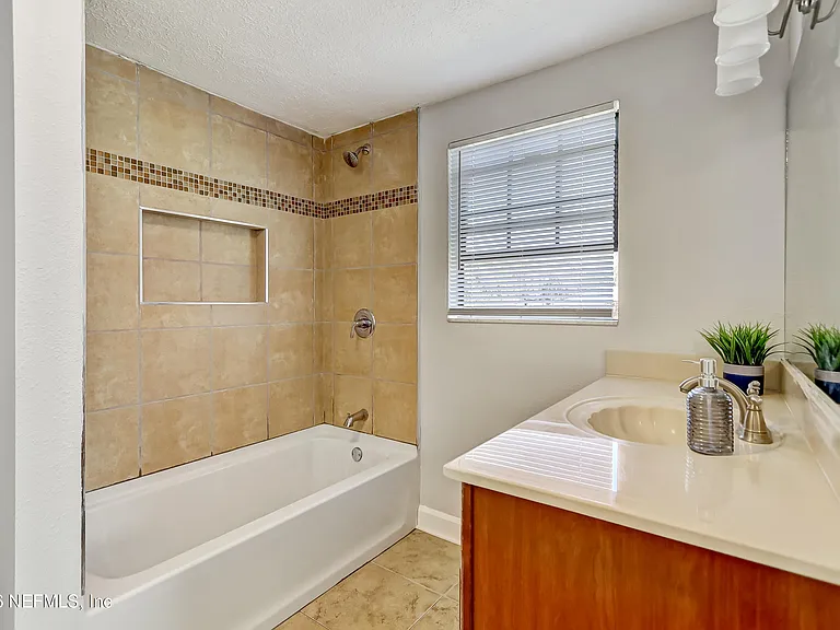 11321 Deep Ln — Photo 14