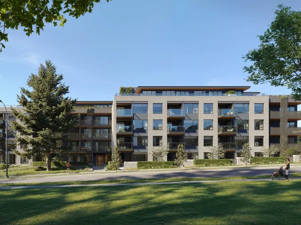 5255 Kersland Dr #106, Vancouver, BC V5Y 2M8