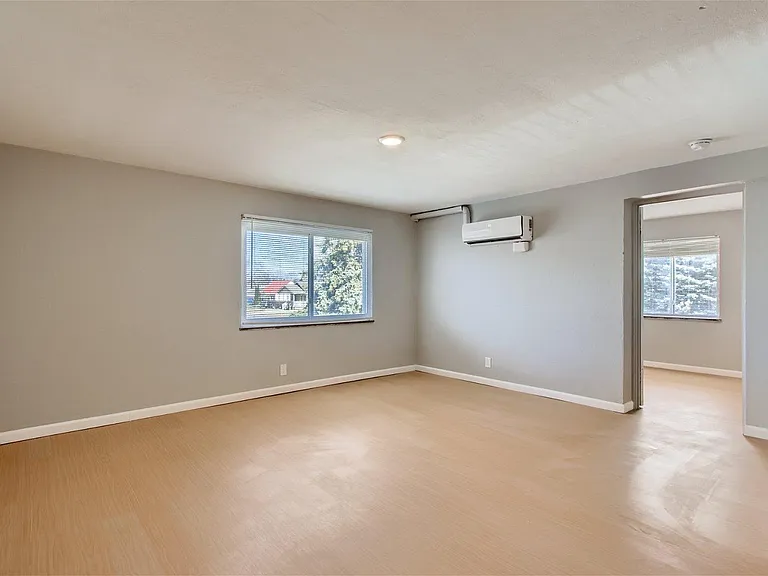 28 Hilliard Rome Rd #J — Photo 7