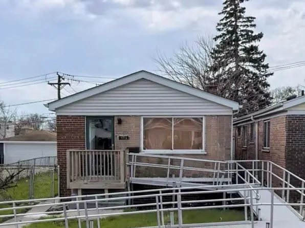 1251 W 115th St, Chicago, IL 60643