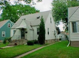 905 175th Pl, Hammond, IN 46324