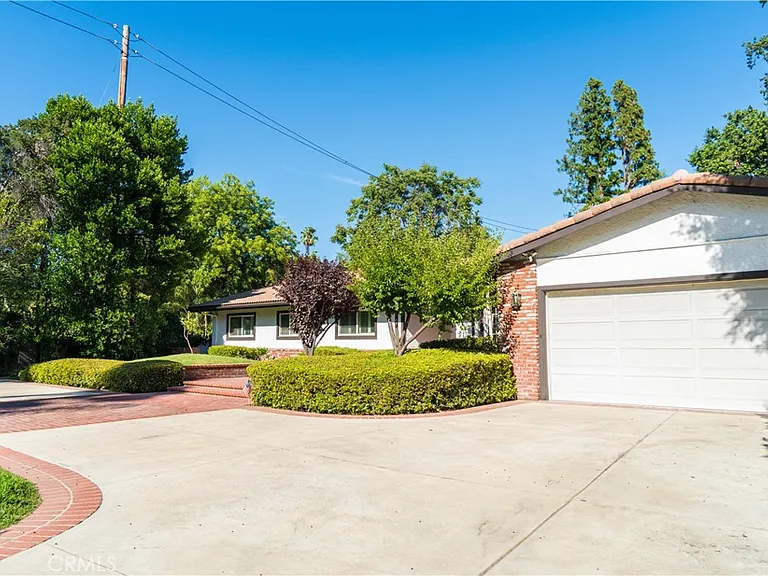 5054 Encino Ave — Photo 25