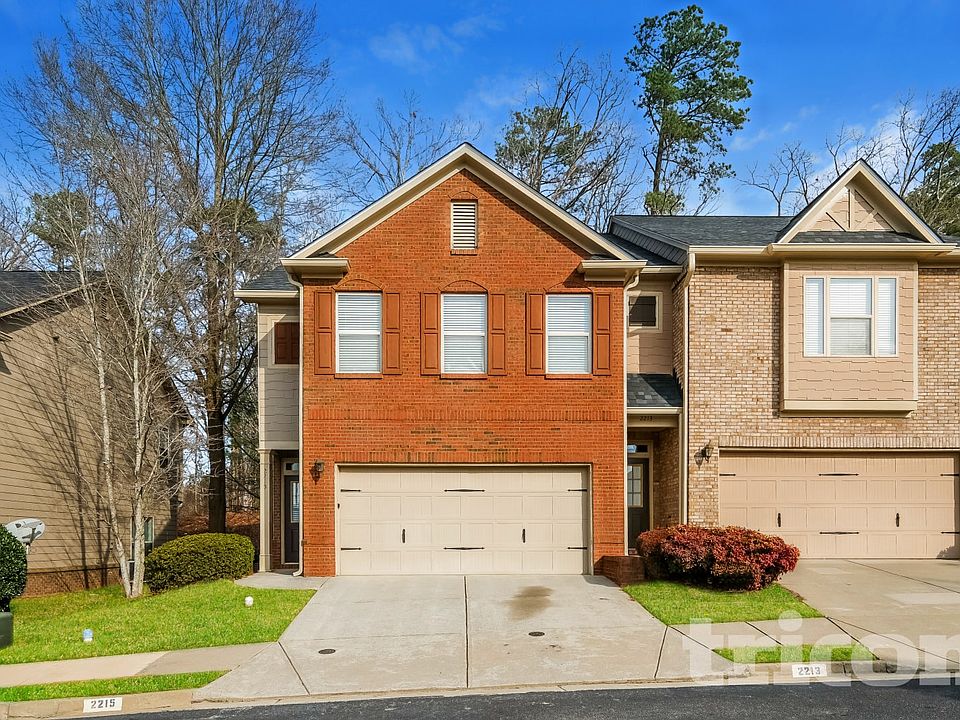 1st image of 2215 Oakland Downs Way