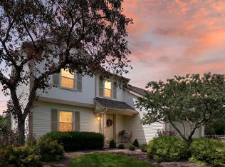 3845 Pepperwood Ct, Sylvania, OH 43560