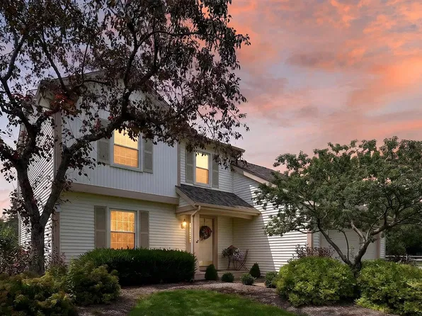 3845 Pepperwood Ct, Sylvania, OH 43560
