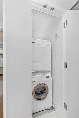 Rented by Engel & Völkers New York City | media 12