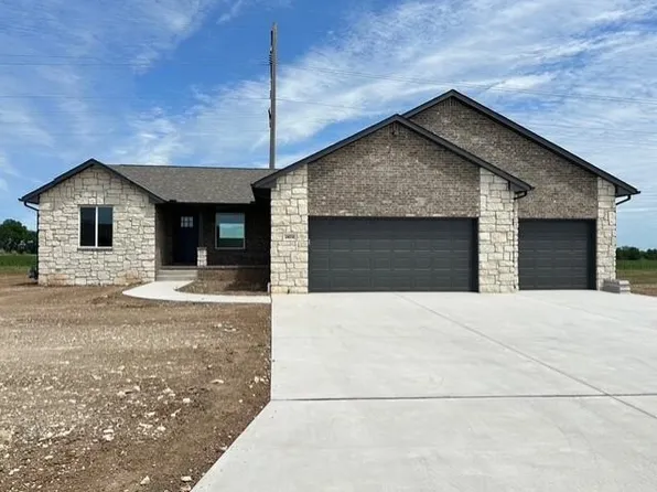 2824 Rutland Ln, Augusta, KS 67010