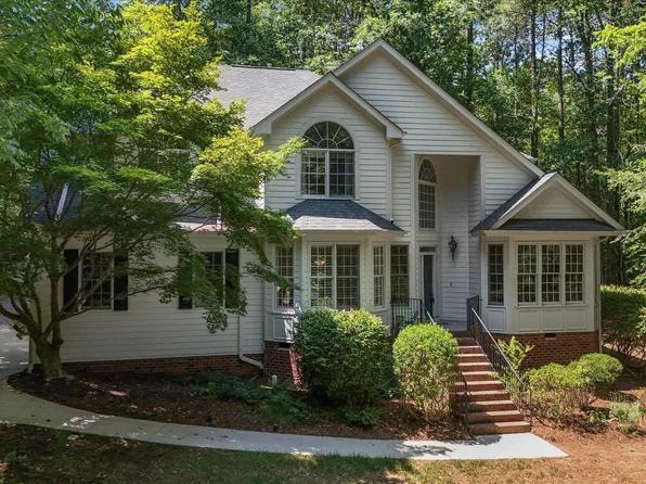 2509 Barton Ridge Ct, Raleigh, NC 27613
