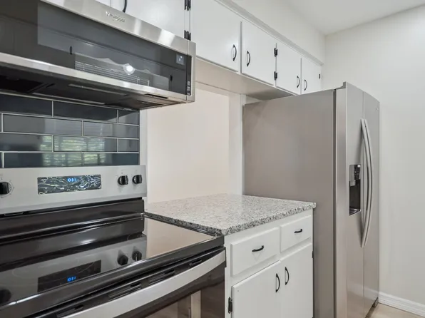 791 Lake Ave #6, Clermont, FL 34711
