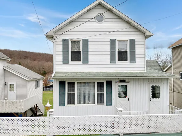 1448 Main St, Browndale, PA 18421